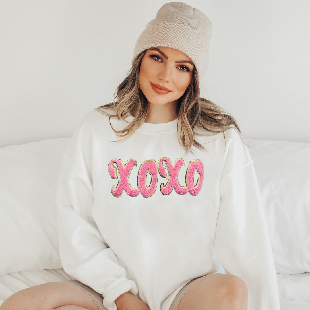 Love / XOXO in Chenille Light Pink